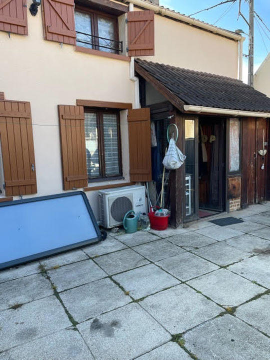 Maison de ville - 80 m² - 5 pièces