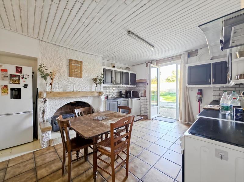 Maison - 264 m² - 10 pièces