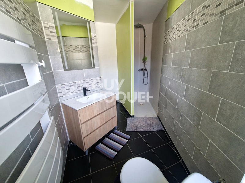 Maison - 152 m² - 8 pièces