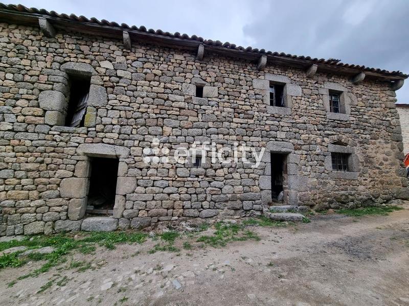 Maison - 200 m² - 4 pièces