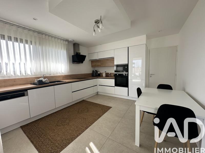 Maison - 150 m² - 6 pièces