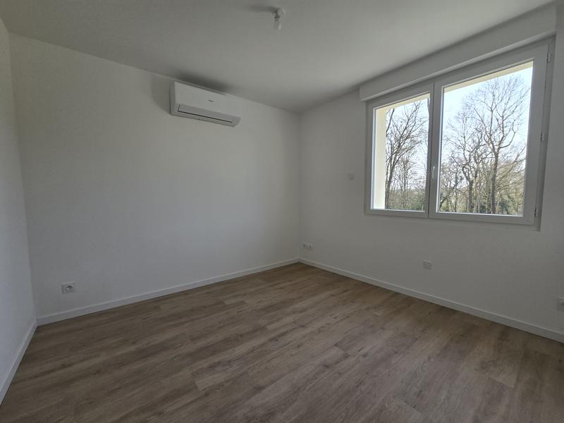 Maison - 64 m² - 4 pièces