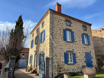 Maison - 200 m² - 9 pièces