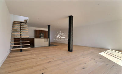 Maison - 159 m² - 5 pièces