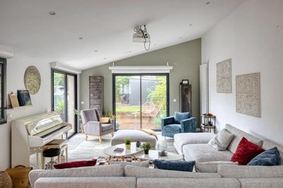 Maison - 185 m² - 7 pièces