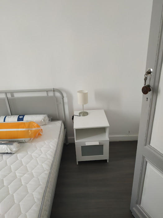 Appartement - 12 m² - 6 pièces