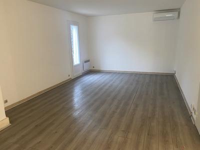 Maison - 82 m² - 3 pièces