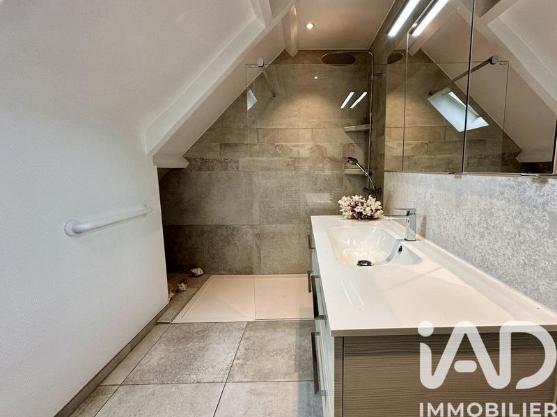 Maison - 168 m² - 5 pièces