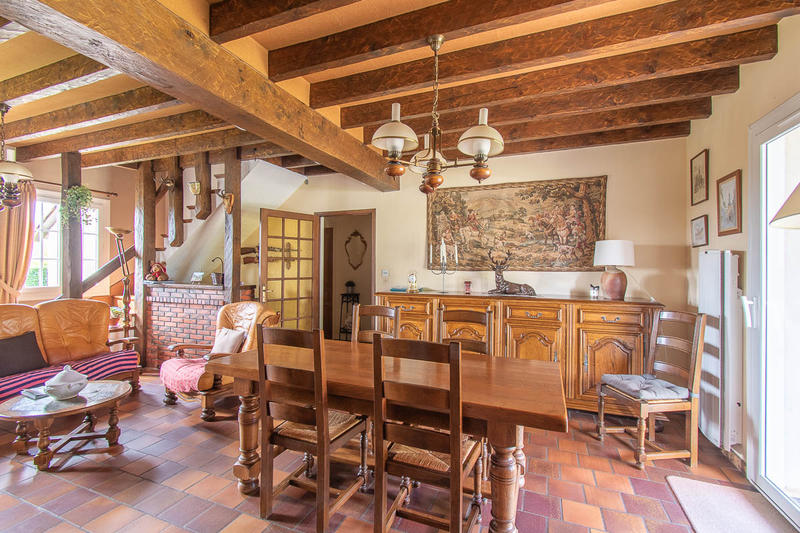 Maison - 123 m² - 6 pièces