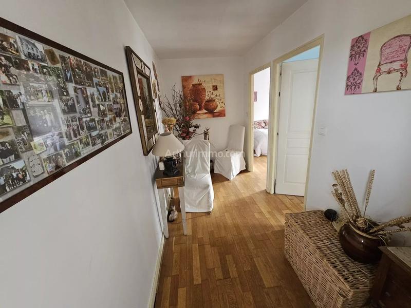 Maison - 203 m² - 6 pièces