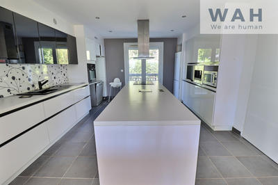 Appartement - 123 m² - 5 pièces