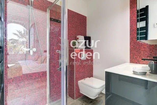 Appartement - 125 m² - 5 pièces