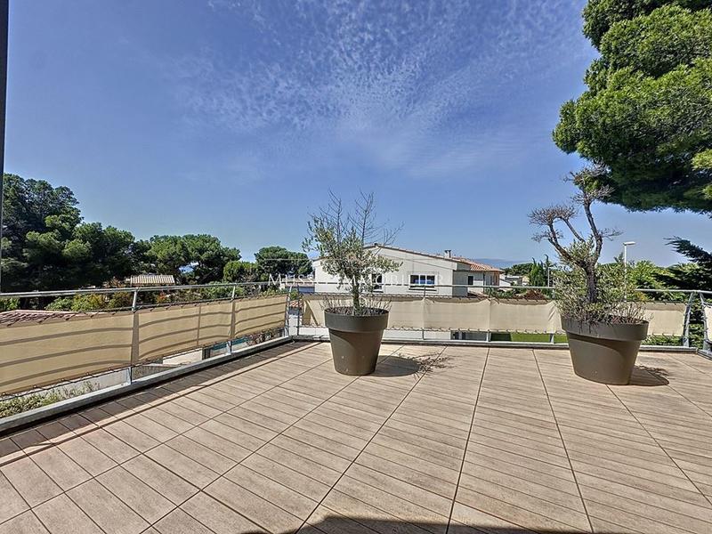 Maison traditionnelle - 215 m² - 5 pièces