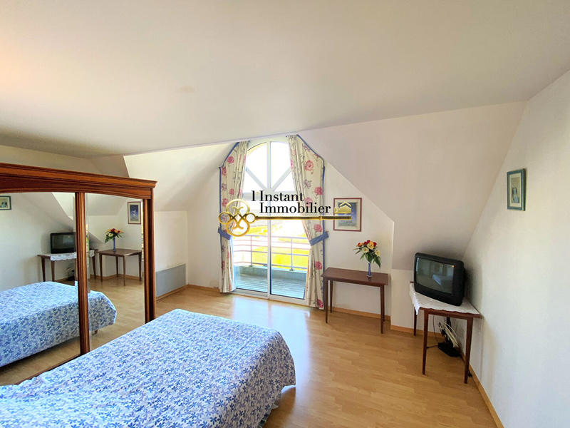 Maison - 140 m² - 6 pièces