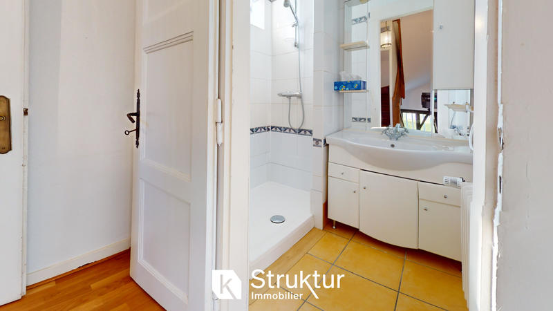 Maison - 127 m² - 6 pièces