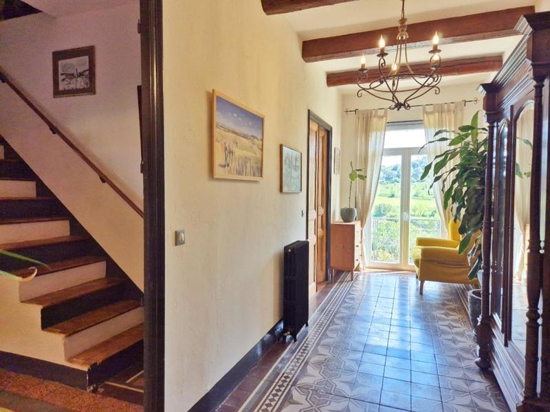 Maison - 405 m² - 15 pièces