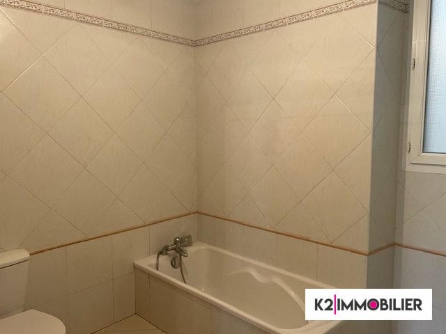 Maison - 77 m² - 4 pièces