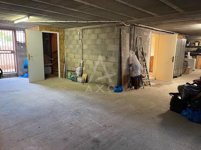 Villa - 140 m² - 5 pièces