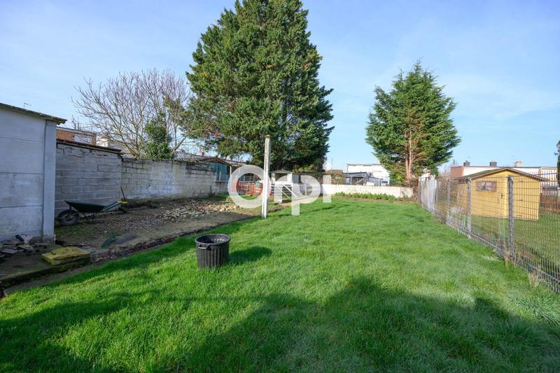 Maison - 102 m² - 4 pièces