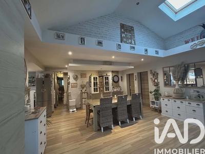 Maison - 107 m² - 5 pièces