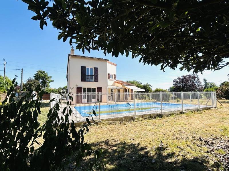 Maison d'architecte - 122 m² - 6 pièces