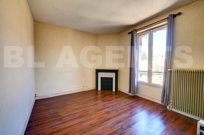 Maison - 183 m² - 8 pièces