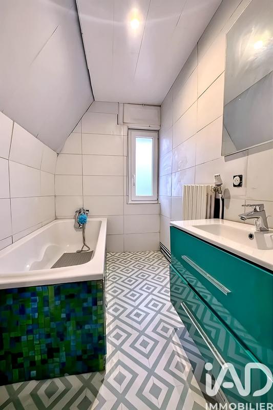 Maison - 100 m² - 6 pièces