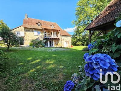 Maison - 140 m² - 6 pièces