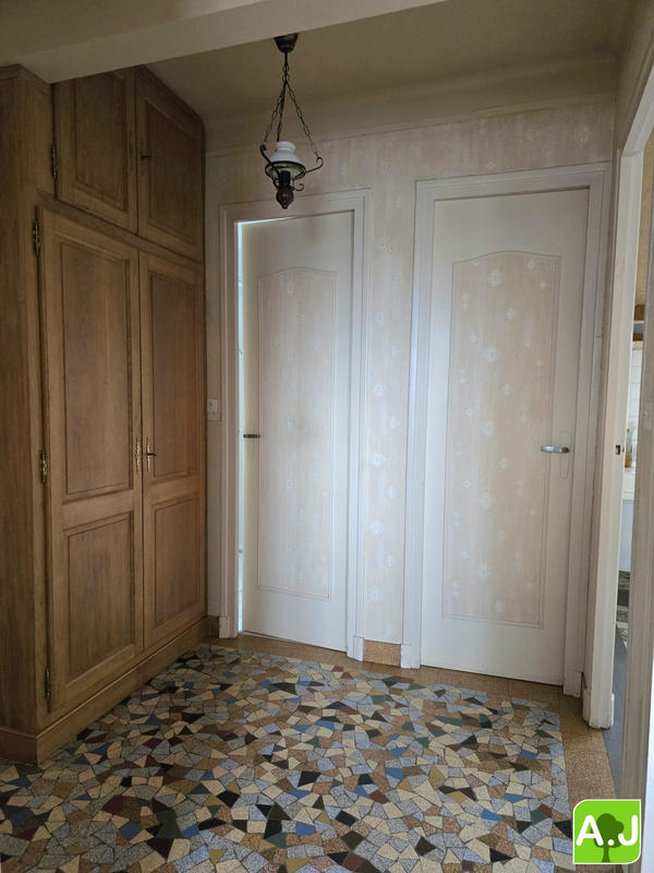 Maison - 64 m² - 5 pièces