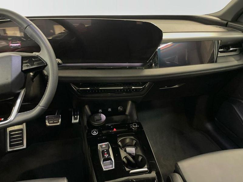 Audi q6 e-tron 306 ch 100 kWh performance s line