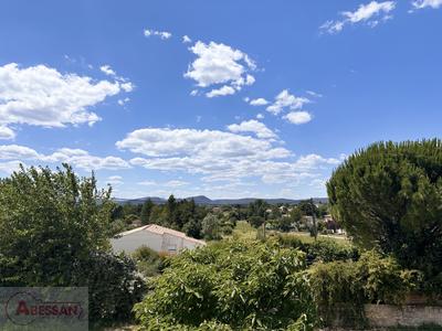 Maison - 220 m² - 7 pièces