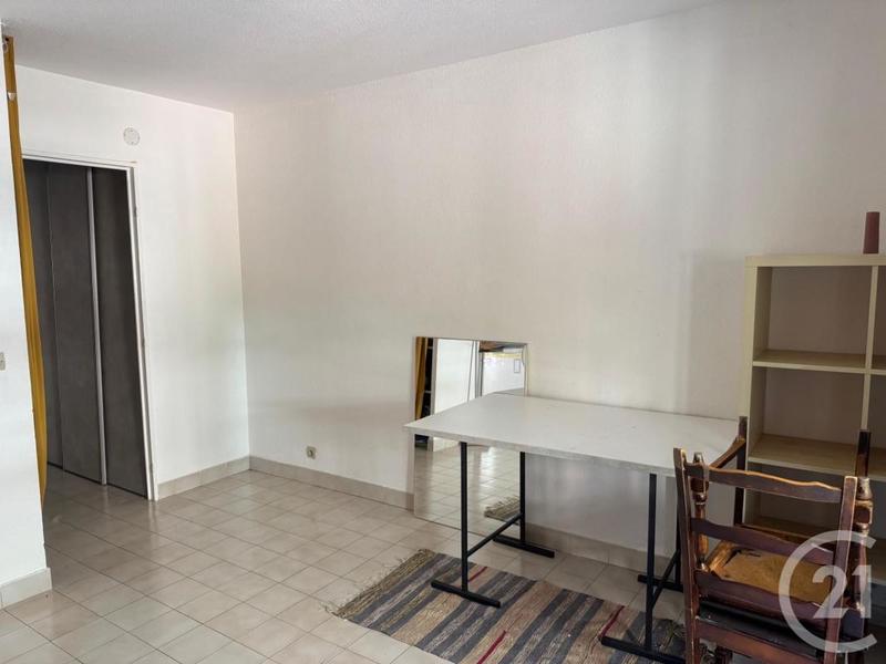 Studio - 22 m² - 1 pièce