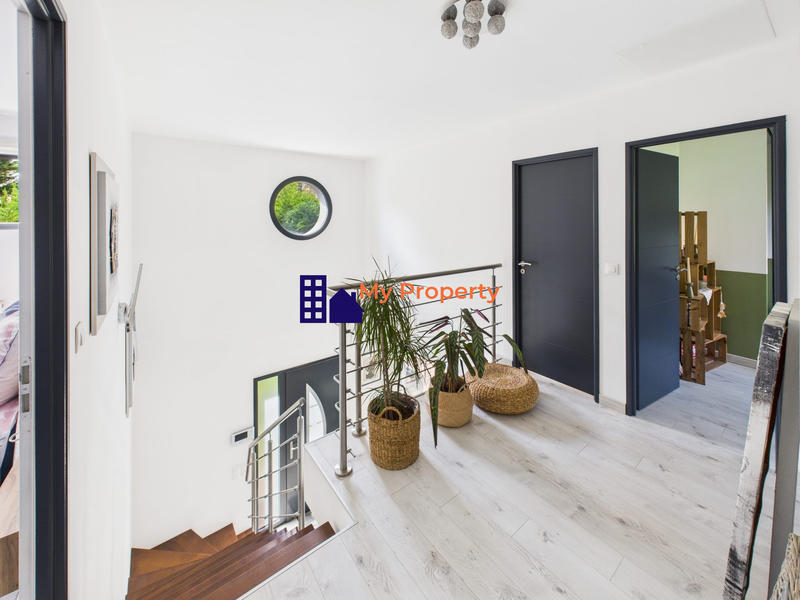 Maison - 132 m² - 6 pièces