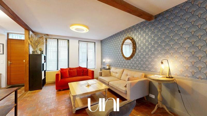 Propriété - 260 m² - 10 pièces