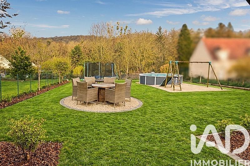 Maison - 158 m² - 8 pièces