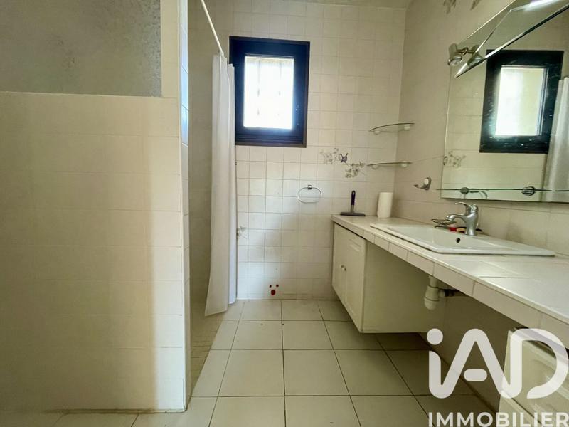 Appartement - 80 m² - 3 pièces