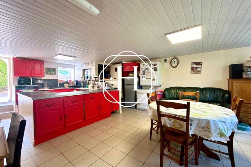 Maison - 168 m² - 4 pièces