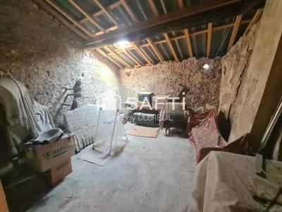 Maison de village - 100 m² - 4 pièces