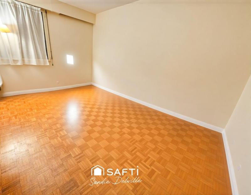 Appartement - 105 m² - 5 pièces