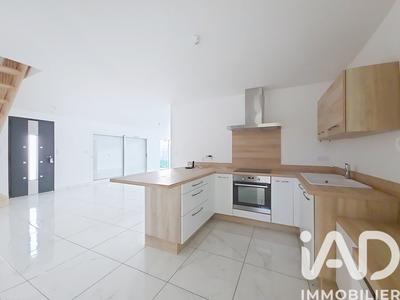 Maison - 128 m² - 5 pièces