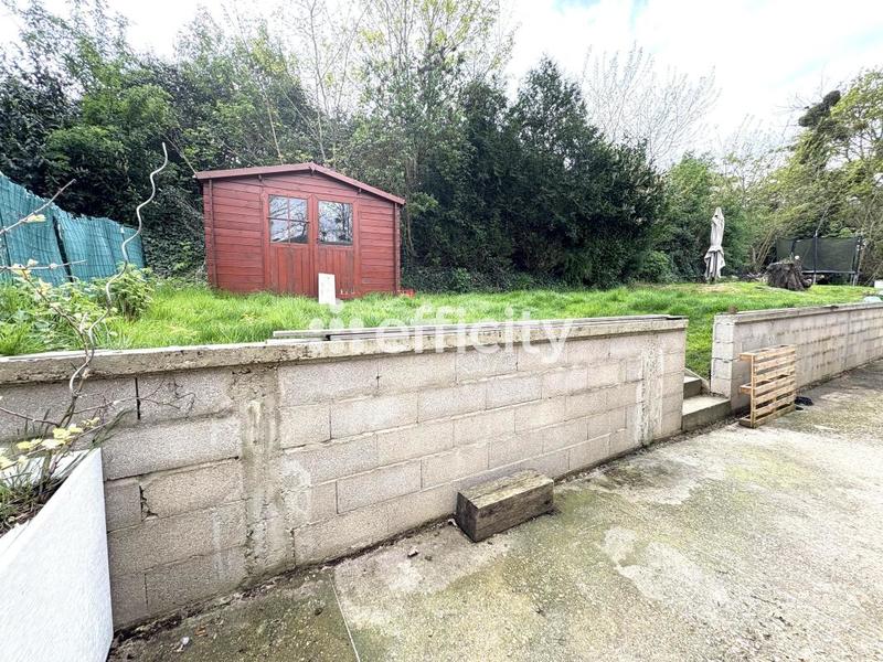 Appartement - 80 m² - 4 pièces