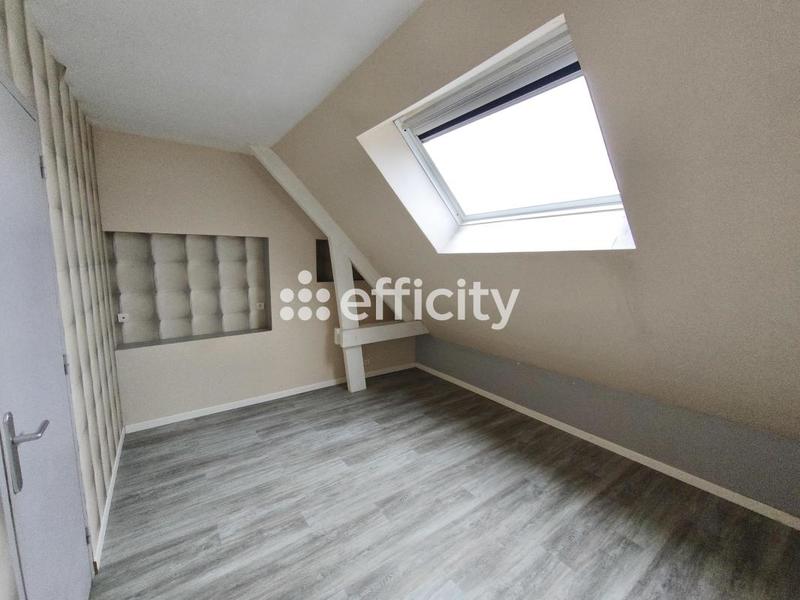 Maison - 186 m² - 7 pièces