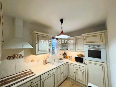 Maison traditionnelle - 125 m² - 6 pièces