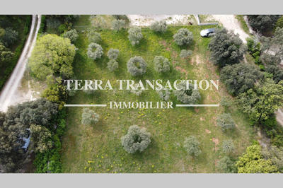 Terrain - 1 764 m²