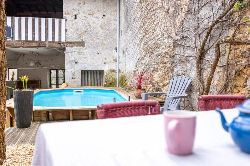 Propriété - 191 m² - 9 pièces