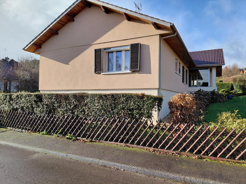 Maison - 237 m² - 10 pièces