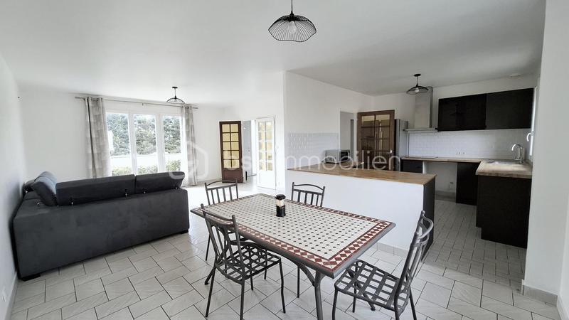 Maison - 90 m² - 4 pièces