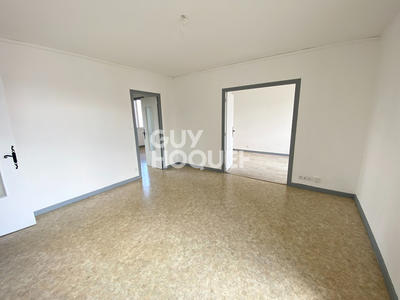 Appartement - 64 m² - 4 pièces