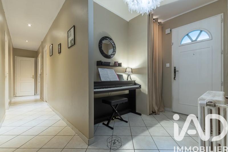 Maison - 105 m² - 6 pièces