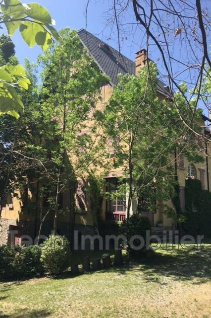 Demeure - 1 100 m² - 16 pièces